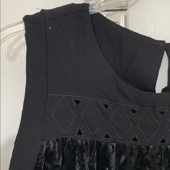 Mystree Black Velvet Sleeveless Shift Dress, Sz. M,  HP💐 - Picture 7 of 11